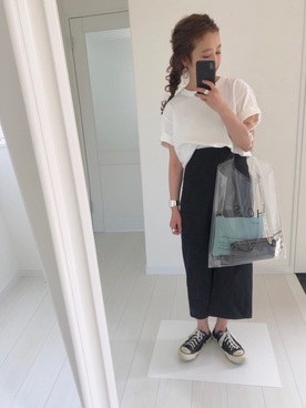 小柄な女性　ファッション　40代
